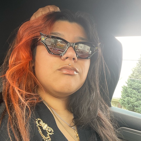 Meet your Posher, Natalie - Picture 1 of 1